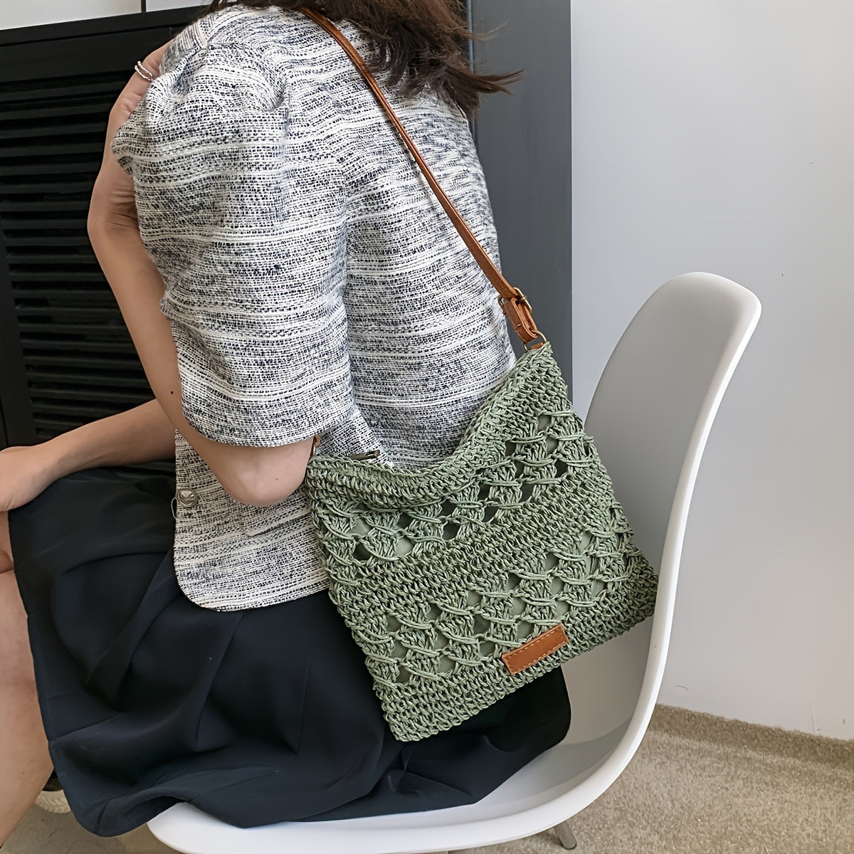 Fashionable Handmade Paper Grass Rope Crossbody Bag - Monochrome, Zipper Closure, Polyester Filling, Accessory Messenger Bag, Suitable for Summer Beaches And Urban Activities
