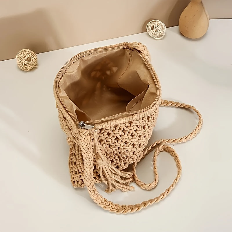 Handmade Bohemian Woven Rope Handbag - Summer Beach Clutch With Geometric Design And Tassel Details, Lightweight And Fashionable, Suitable For Beach Vacations And Seaside Trips.